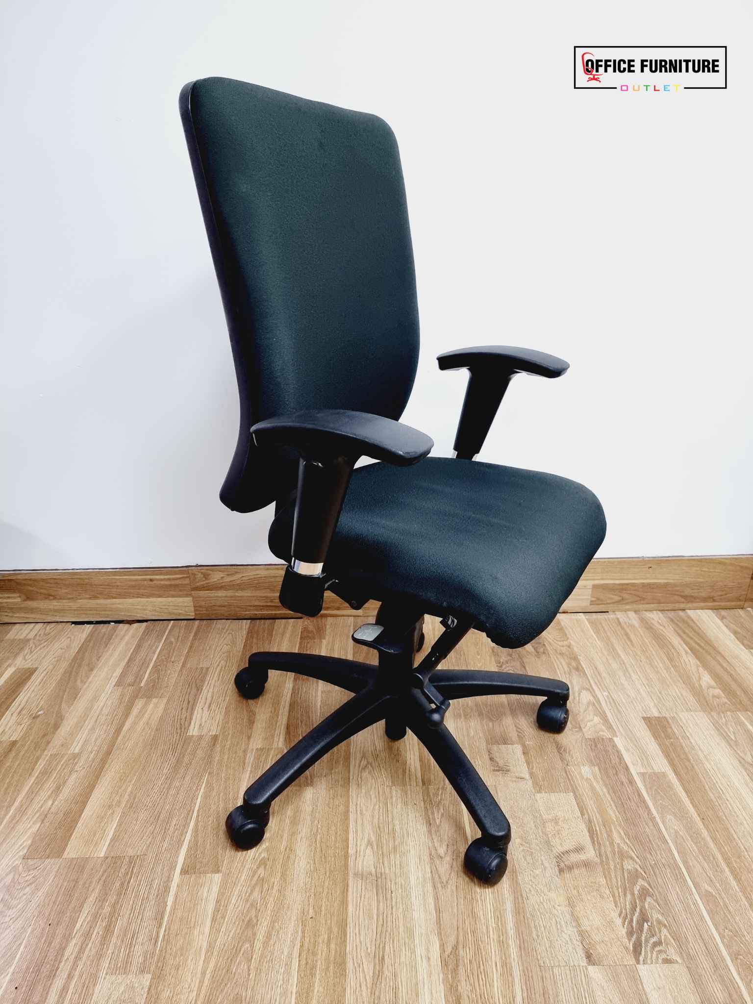 Swivel chair